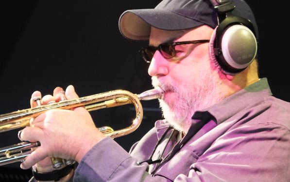 MIKE STERN - JAZOVIA.PL