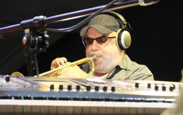 MIKE STERN - JAZOVIA.PL